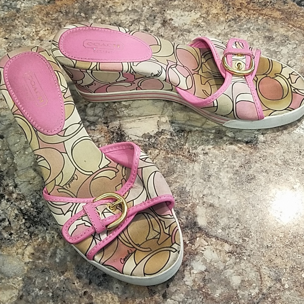 Used coach pink shoes 7.5